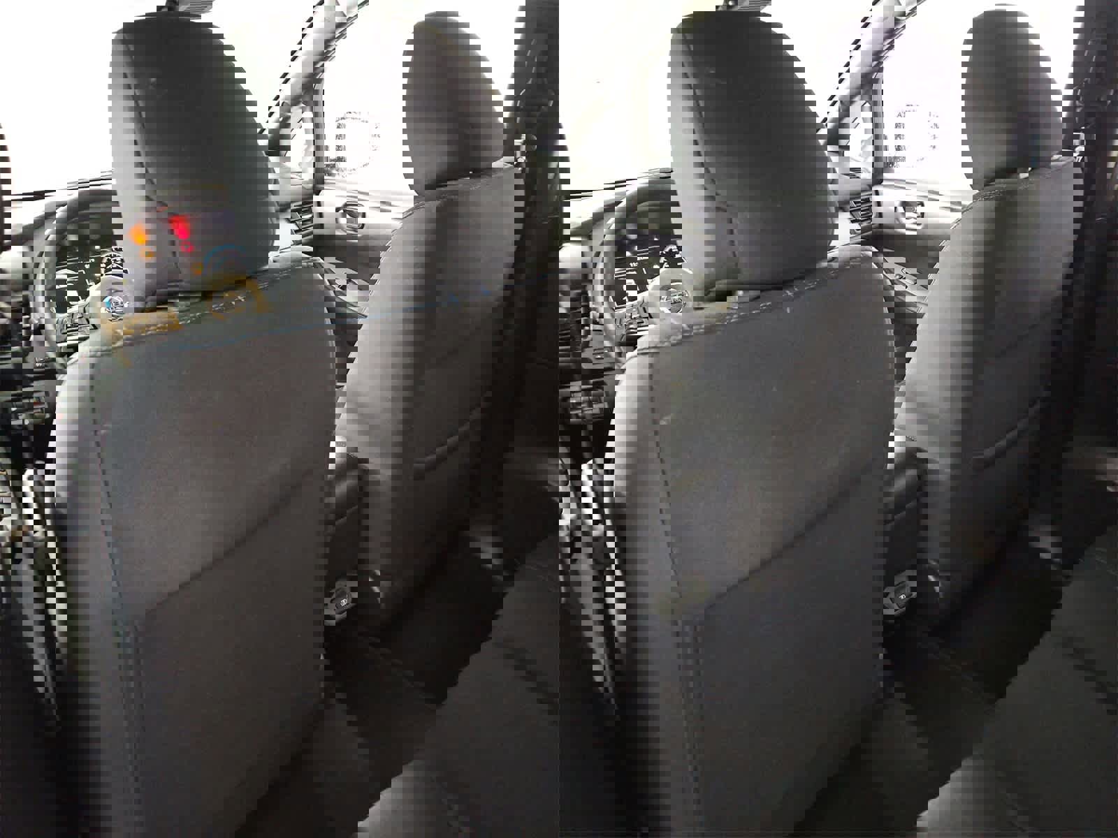 Used 2022 Nissan Leaf S image 18