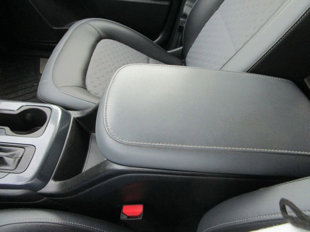 Used 2017 Chevrolet Colorado Z71 image 37