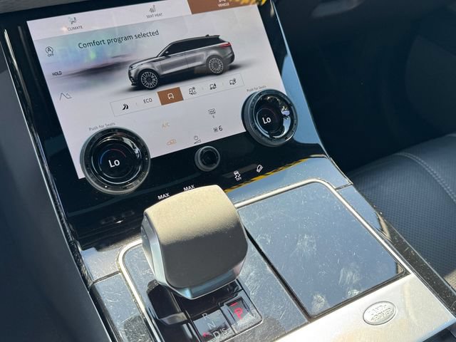 Used 2021 Land Rover Range Rover Velar R-Dynamic S AWD/4WD image 19