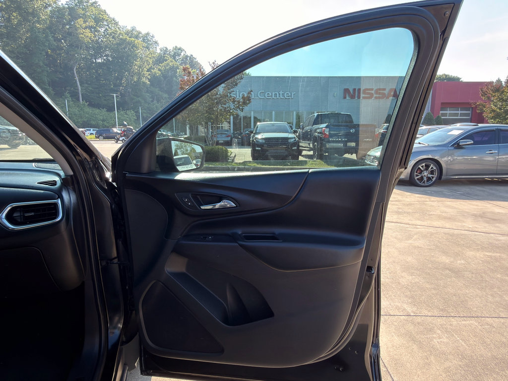 Used 2020 Chevrolet Equinox LT FWD image 16