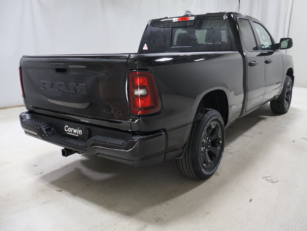 New 2026 RAM 1500 Express AWD/4WD image 4