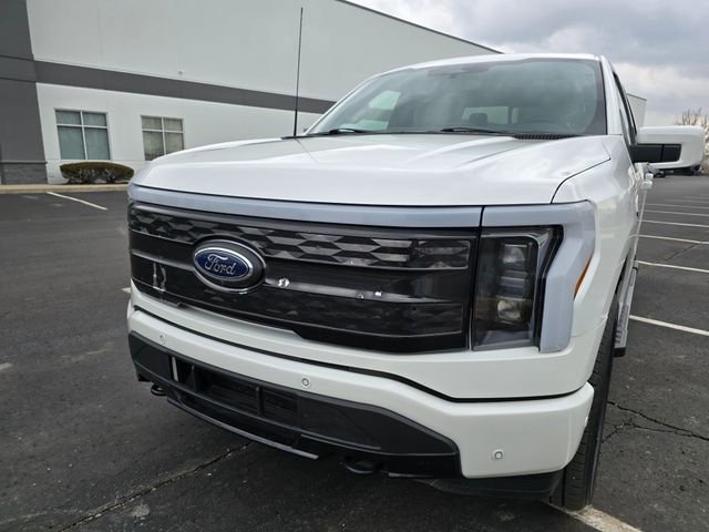 Used 2023 Ford F150 Lightning Platinum image 16
