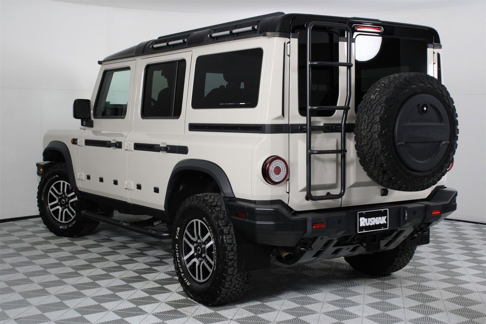 Used 2025 INEOS Grenadier image 4