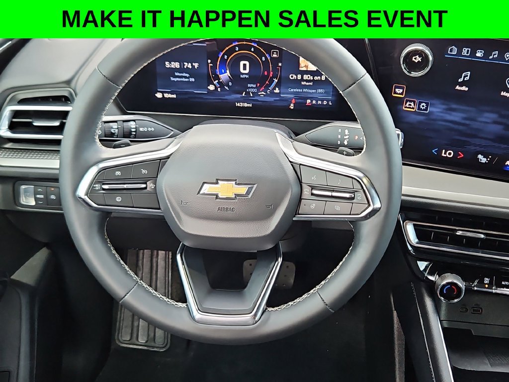 Used 2025 Chevrolet Traverse LT w/ Driver Confidence Package FWD image 22
