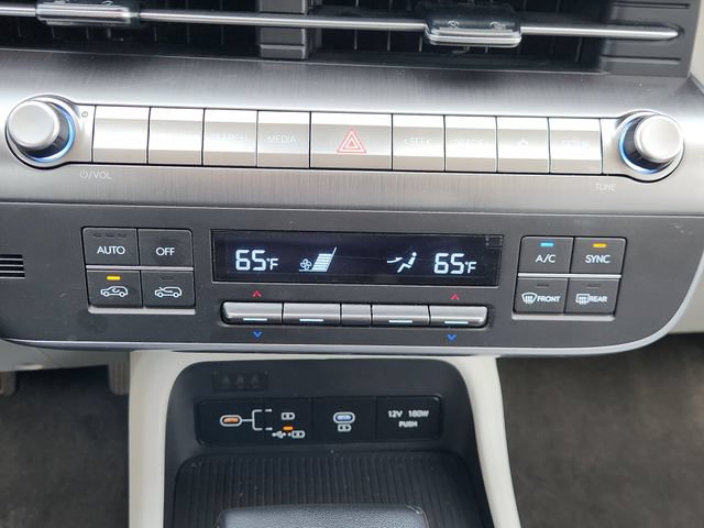 Used 2025 Hyundai Kona SEL AWD/4WD image 20