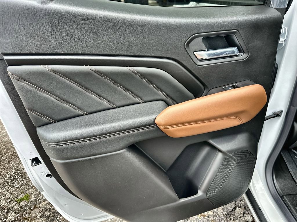 New 2026 GMC Canyon AT4 w/ AT4 Premium Package AWD/4WD image 15