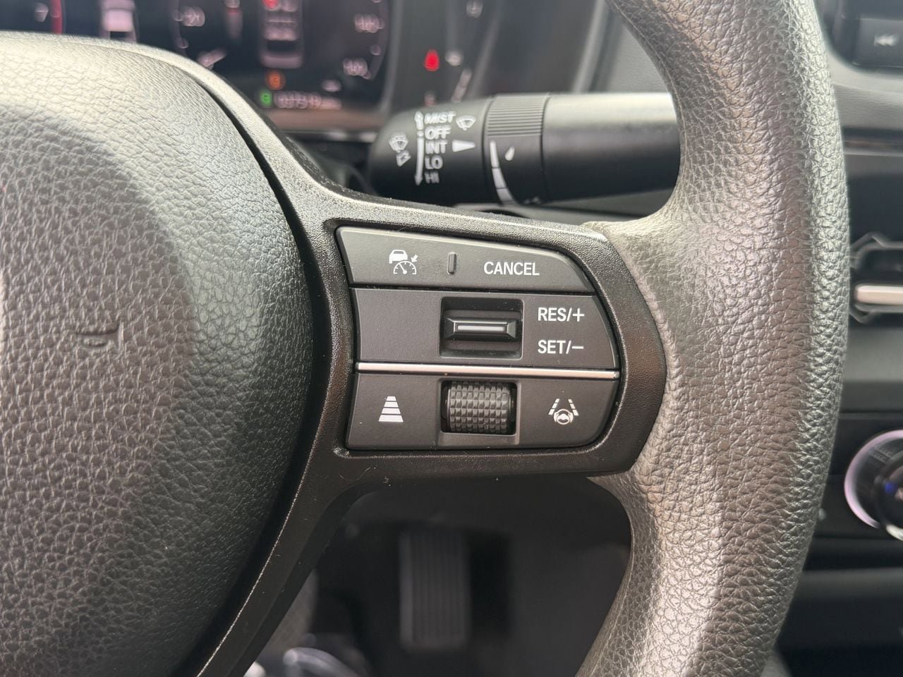 Used 2023 Honda Accord EX image 12