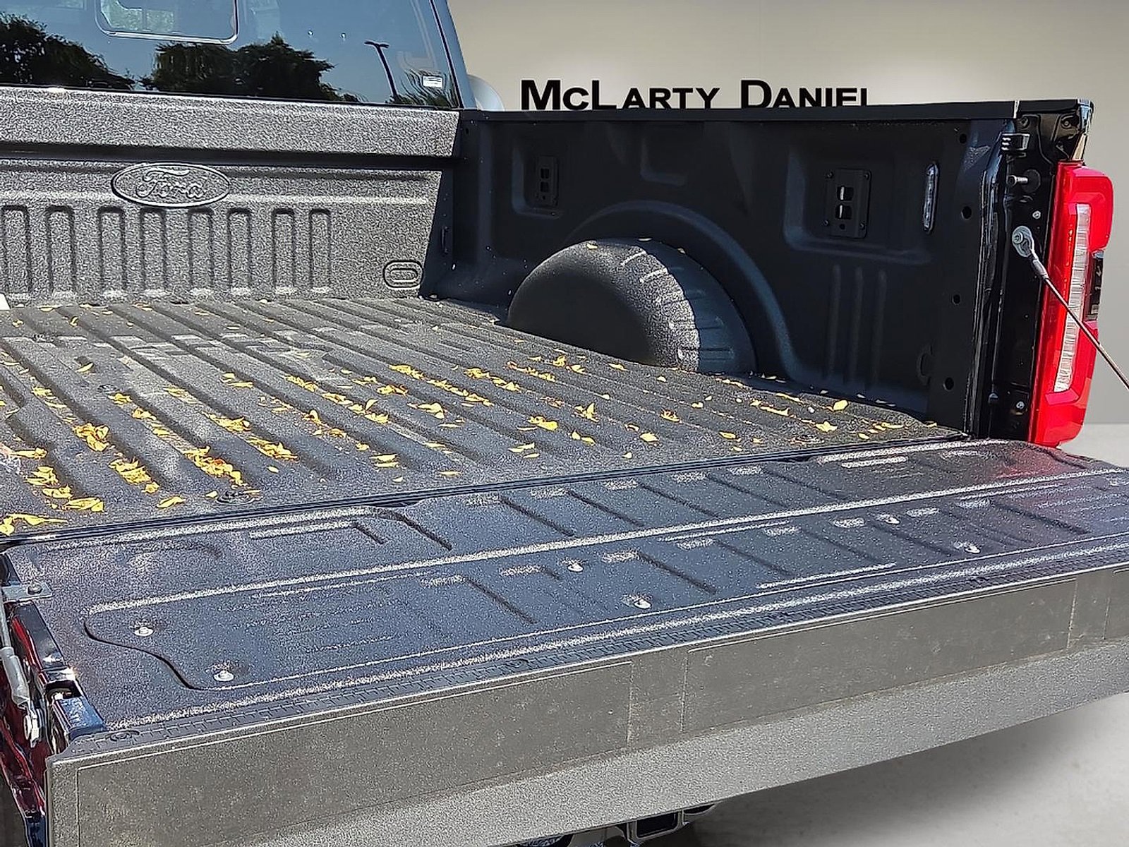 New 2026 Ford F250 Lariat image 9