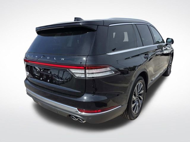 New 2026 Lincoln Aviator 2WD image 3