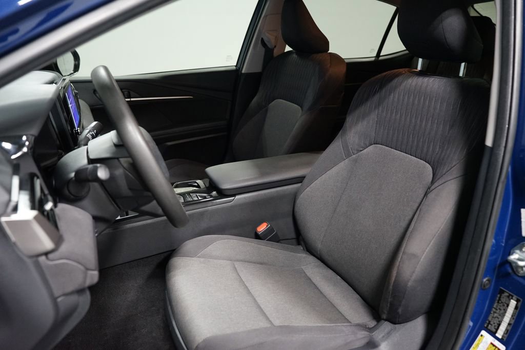 Certified 2025 Toyota Camry LE w/ Convenience Package image 27