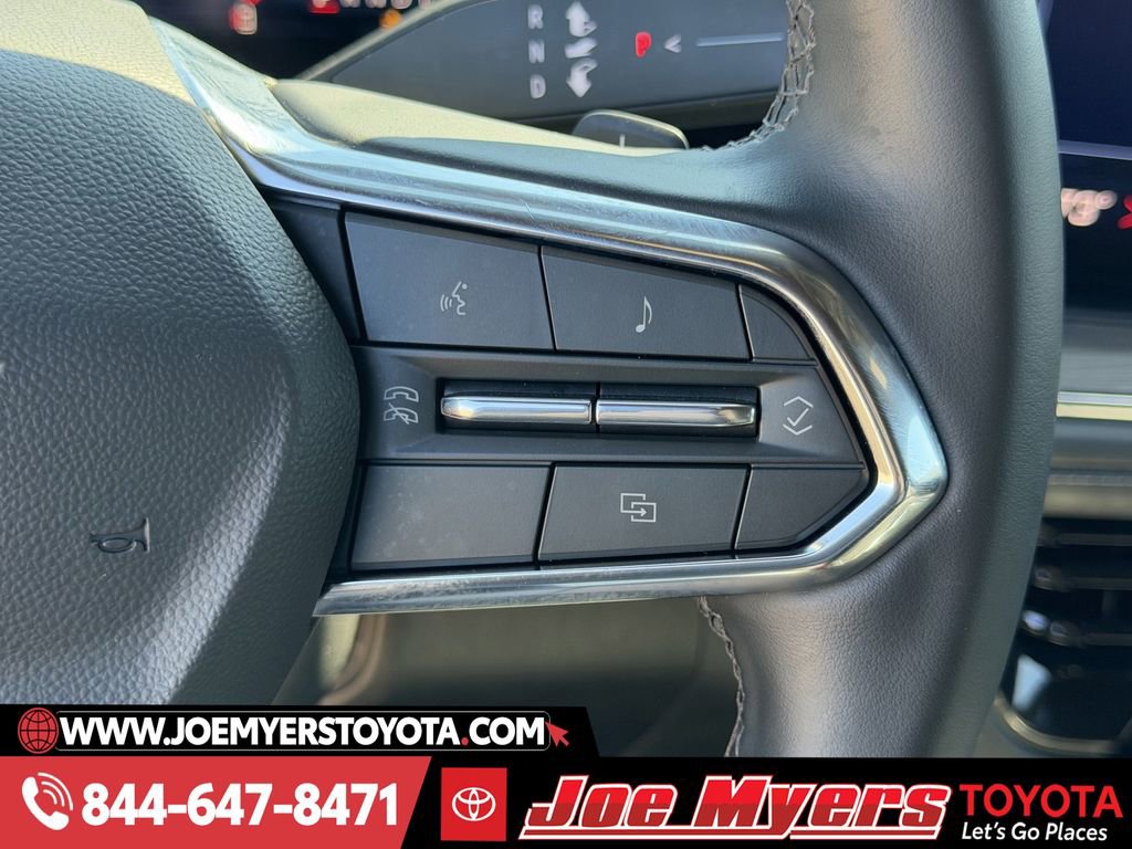 Used 2025 Chevrolet Tahoe LT image 23