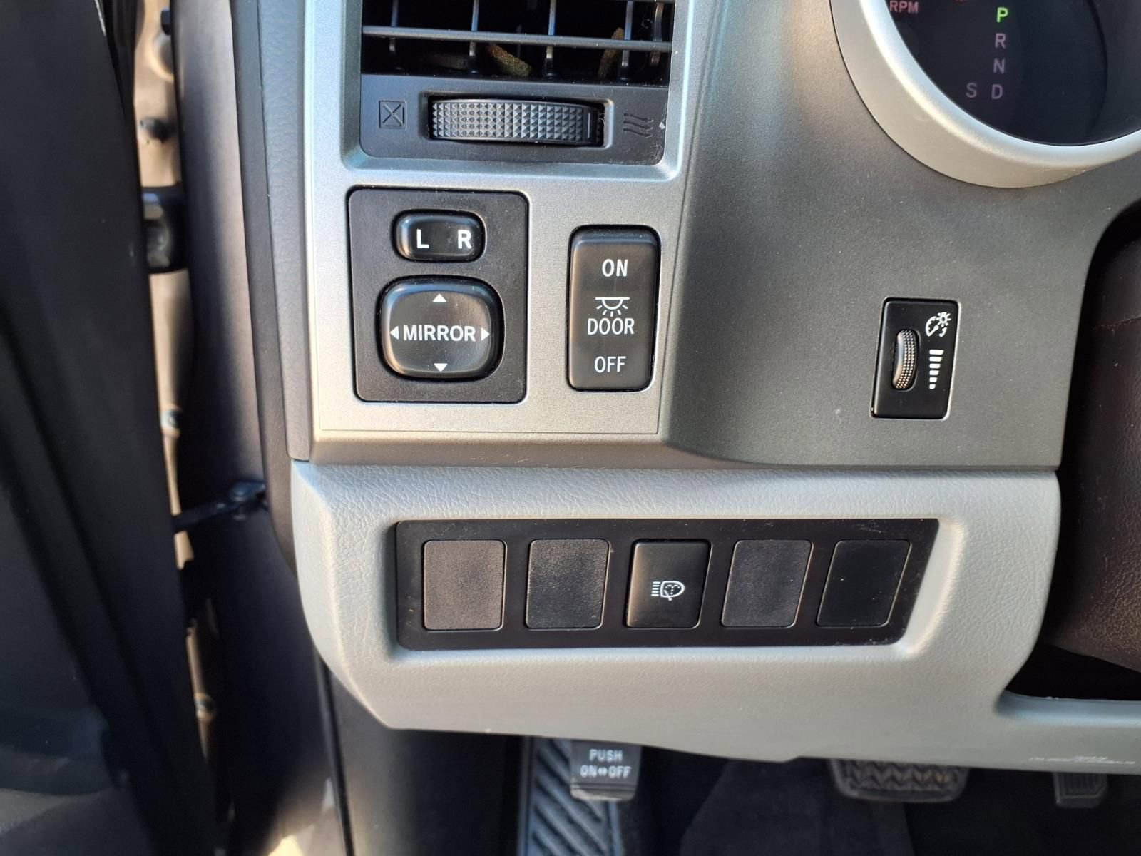 Used 2016 Toyota Sequoia SR5 w/ Premium Package image 23