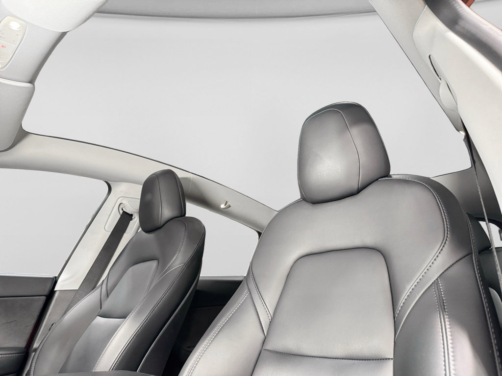 Used 2021 Tesla Model Y Long Range image 23