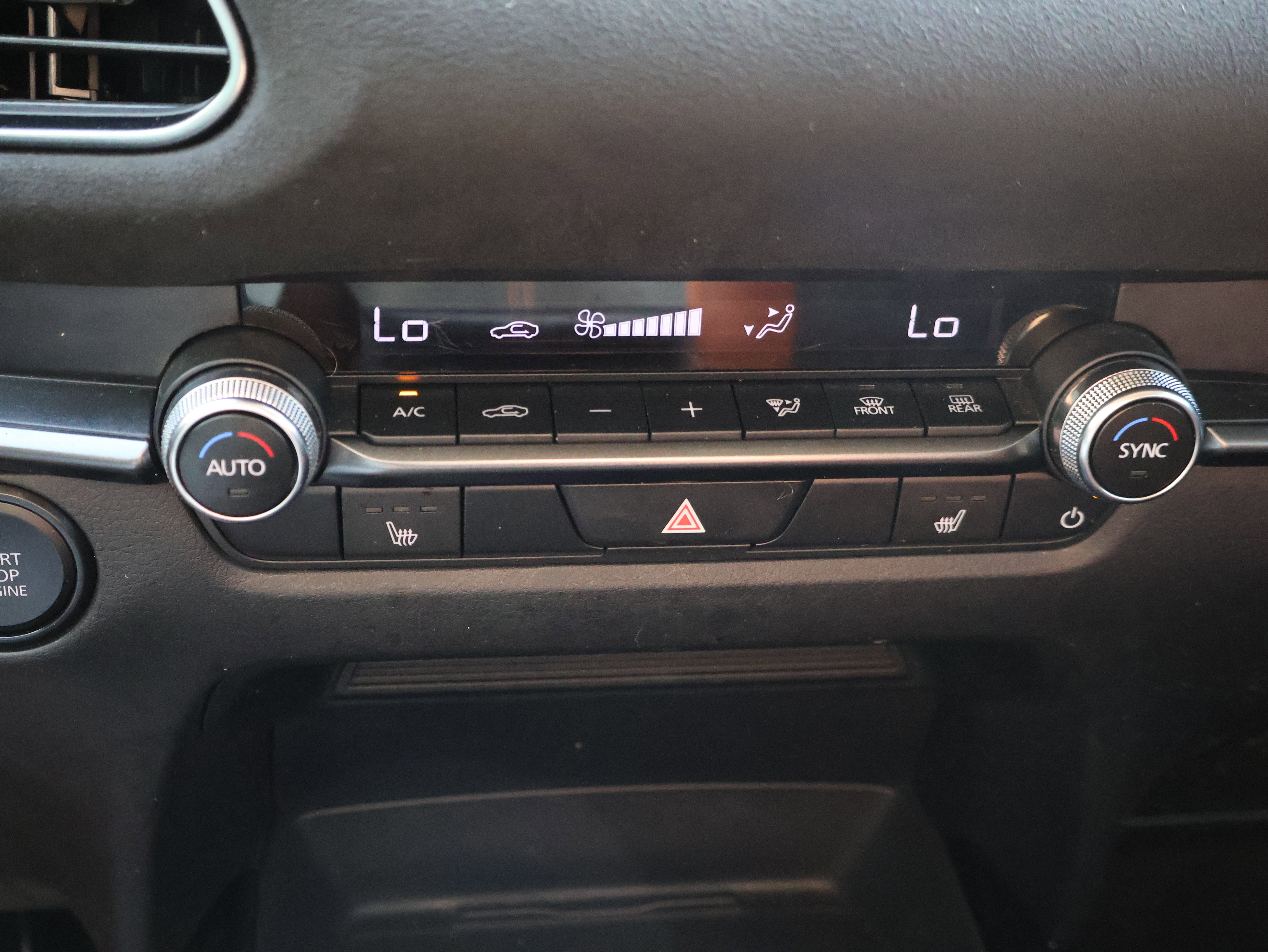 Used 2024 MAZDA CX-30 Carbon image 28