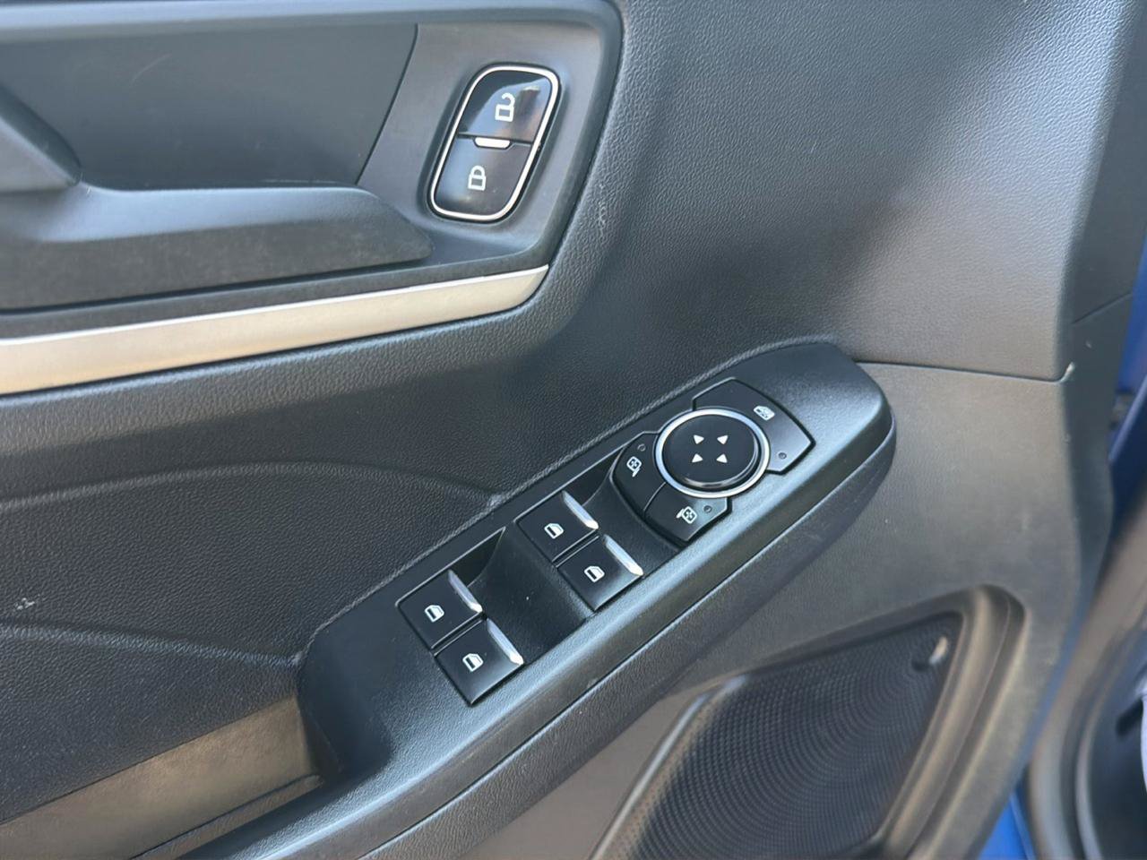Used 2022 Ford Escape SE AWD/4WD image 14