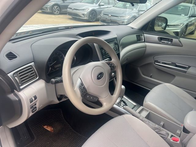 Used 2011 Subaru Forester 2.5X Premium w/ All-Weather Pkg image 10