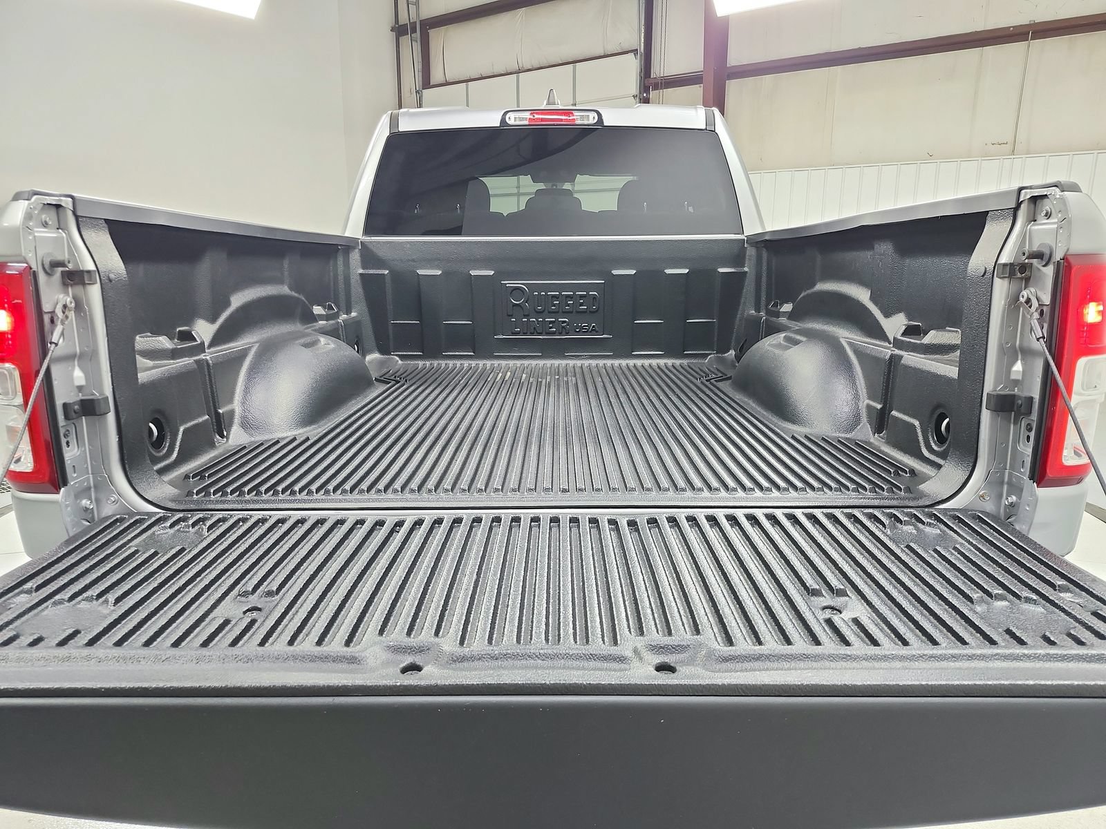 Used 2021 RAM 1500 Big Horn AWD/4WD image 39