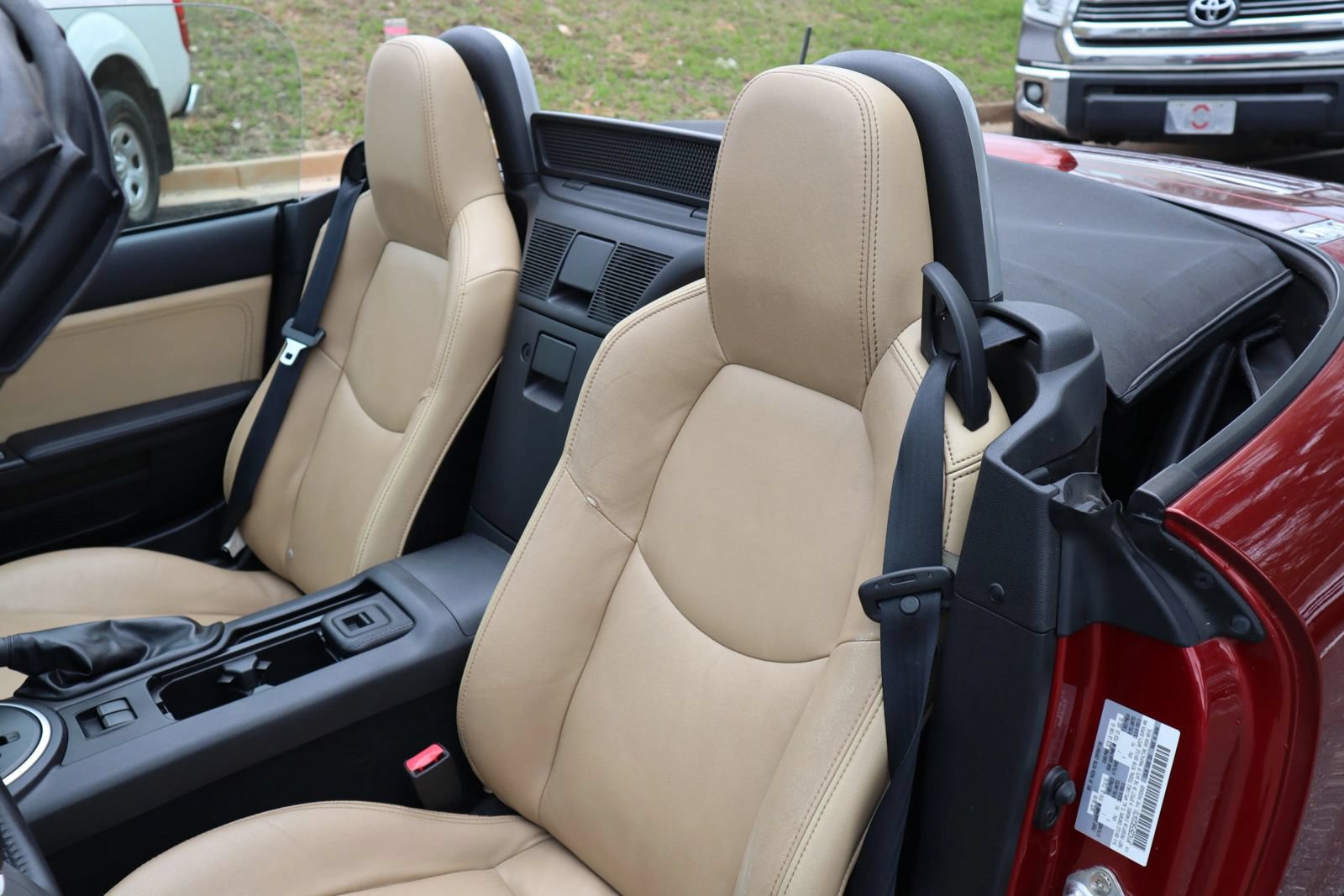 Used 2009 MAZDA MX-5 Miata Grand Touring RWD image 11