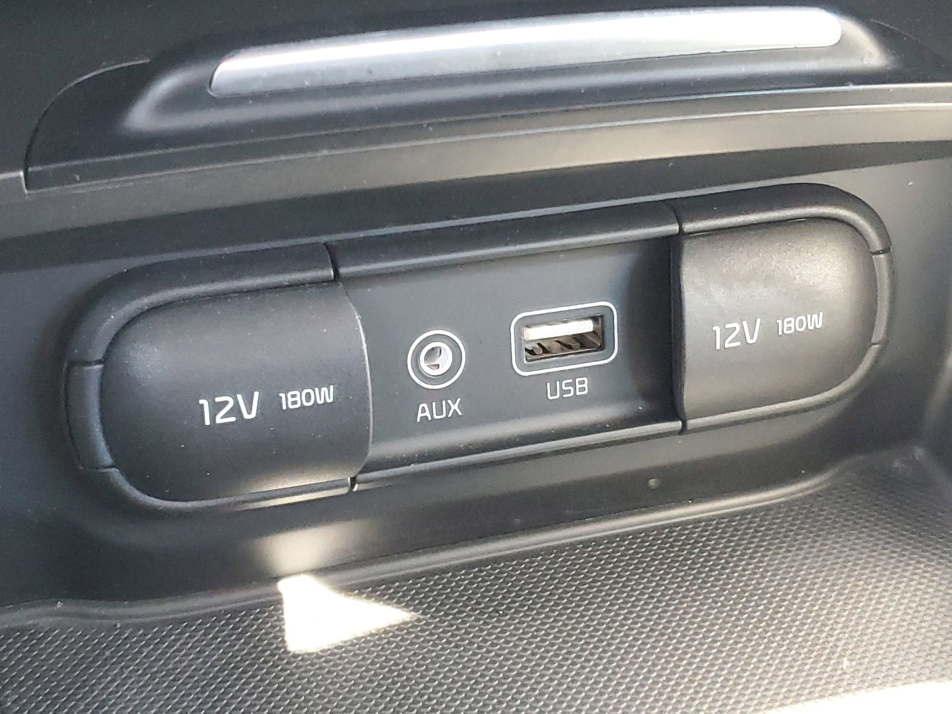 Used 2019 Kia Optima LX image 29