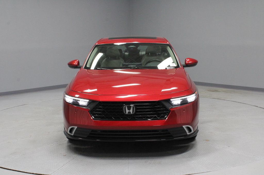 Used 2024 Honda Accord Touring image 5