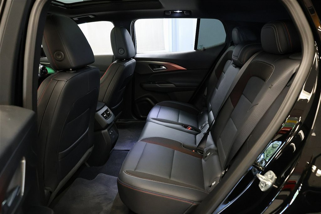 New 2025 Chevrolet Equinox EV RS w/ Convenience Package II image 9