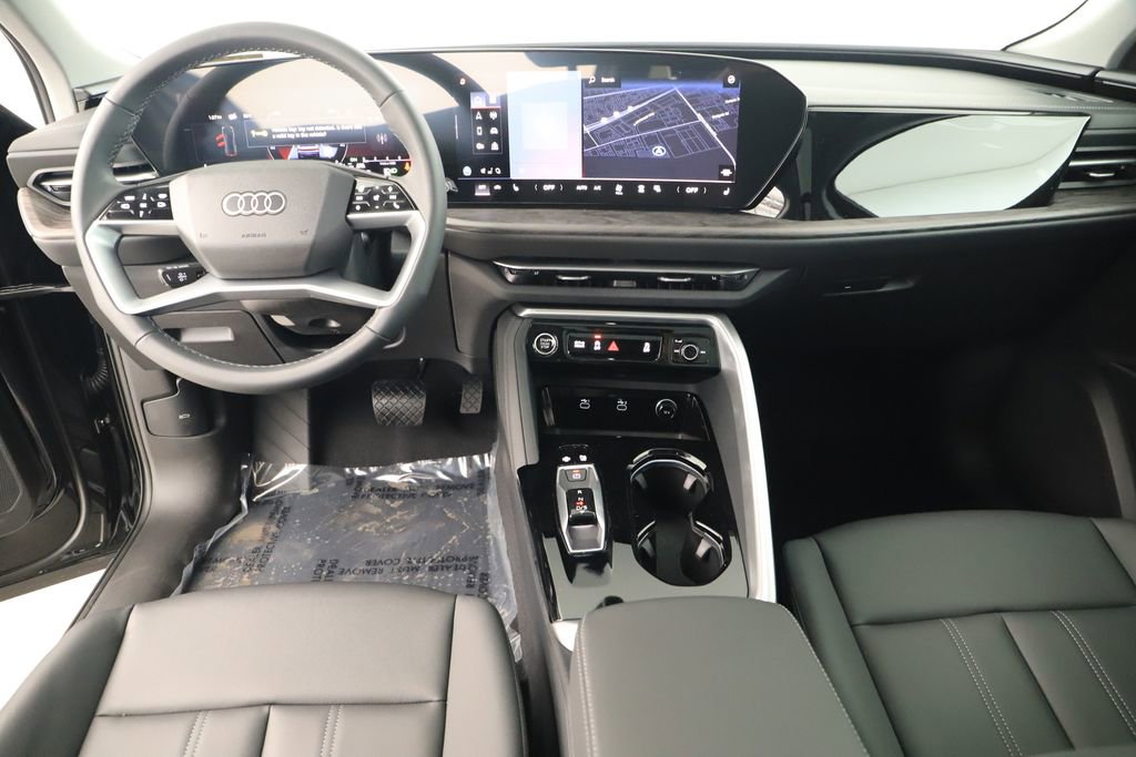 New 2025 Audi Q5 Premium Plus image 18