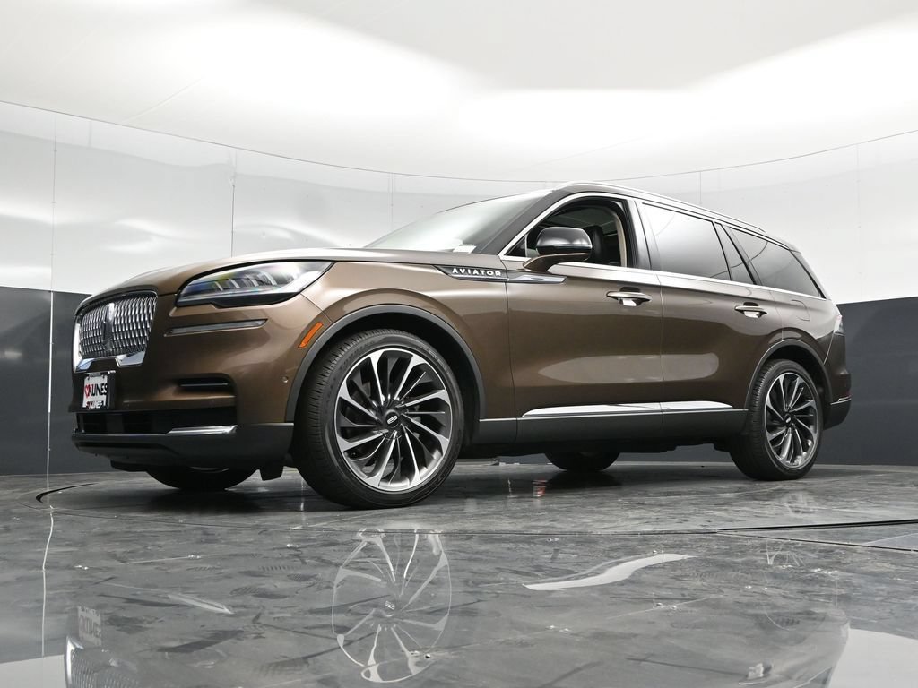 Used 2022 Lincoln Aviator Reserve w/ Equipment Group 201A AWD/4WD image 59