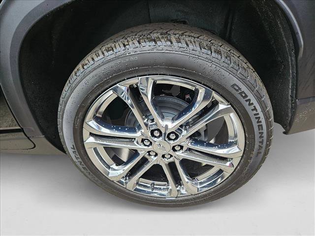 New 2025 Chevrolet Traverse LT w/ Driver Confidence Package FWD image 6