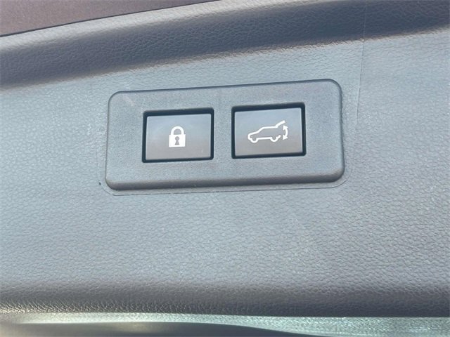 Used 2022 Subaru Outback Touring XT w/ Popular Package #2 image 21