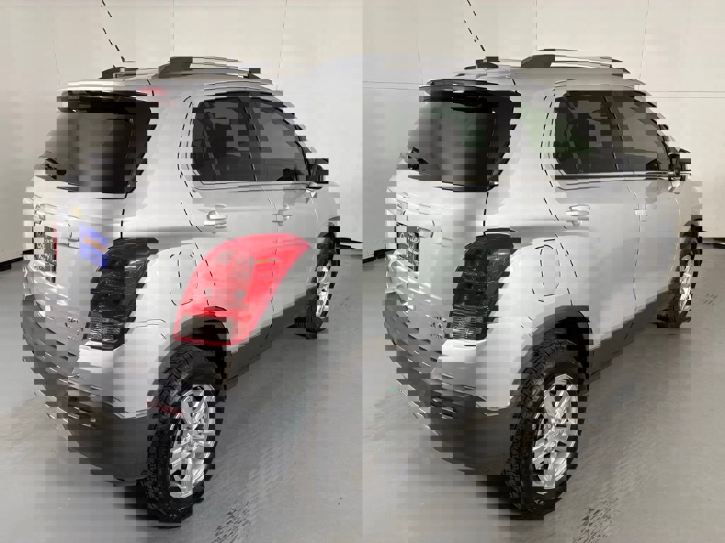 Used 2015 Chevrolet Trax LT w/ LT Plus Package image 8