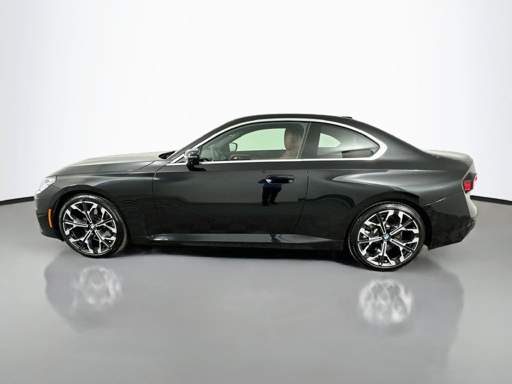 Used 2025 BMW 230i Coupe w/ M Sport Package RWD image 8