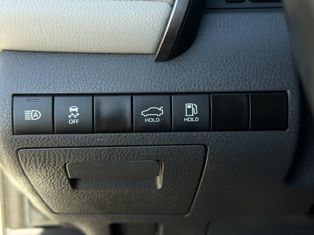 Used 2024 Toyota Camry SE FWD image 22