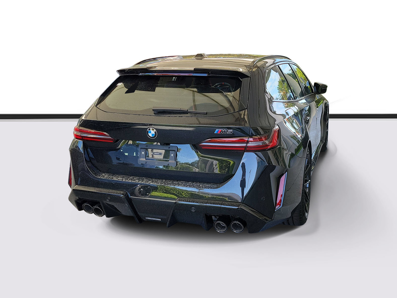New 2027 BMW M5 Touring AWD/4WD image 4