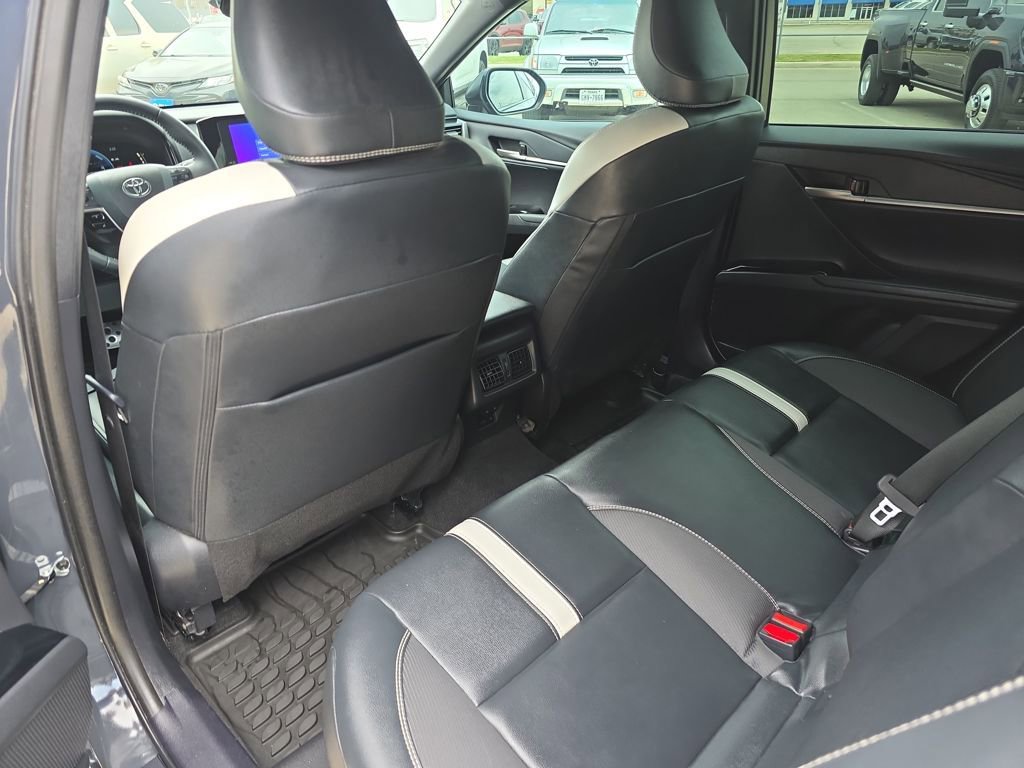 Certified 2025 Toyota Camry SE image 14