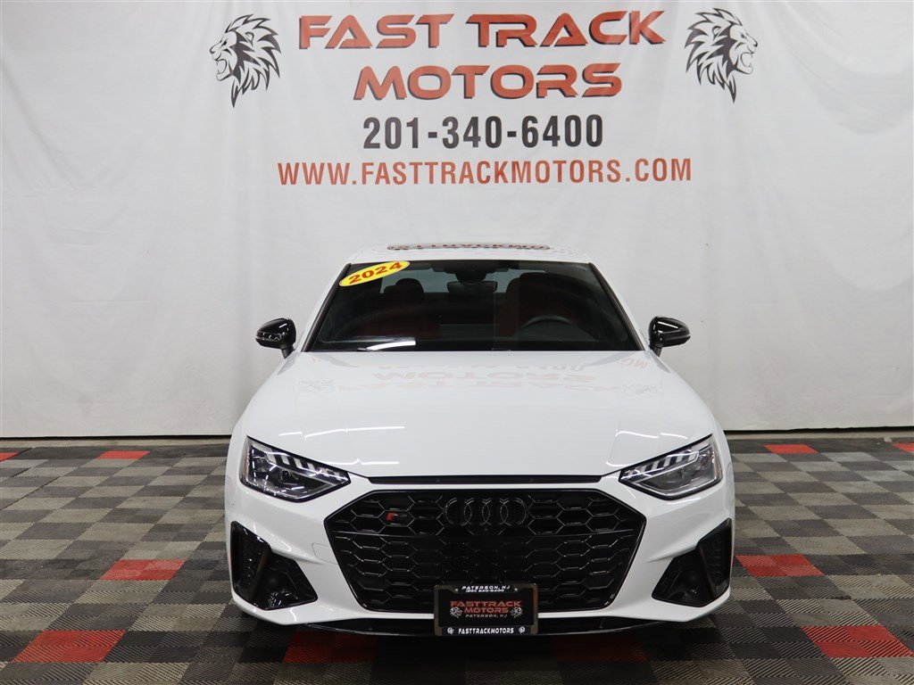 Used 2024 Audi S4 Premium Plus image 2