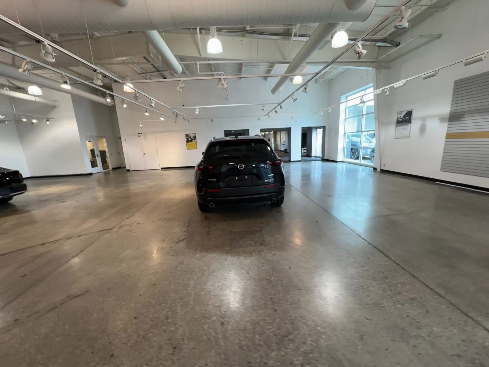 Used 2025 MAZDA CX-50 2.5 Hybrid w/ Premium Plus Pkg AWD/4WD image 16