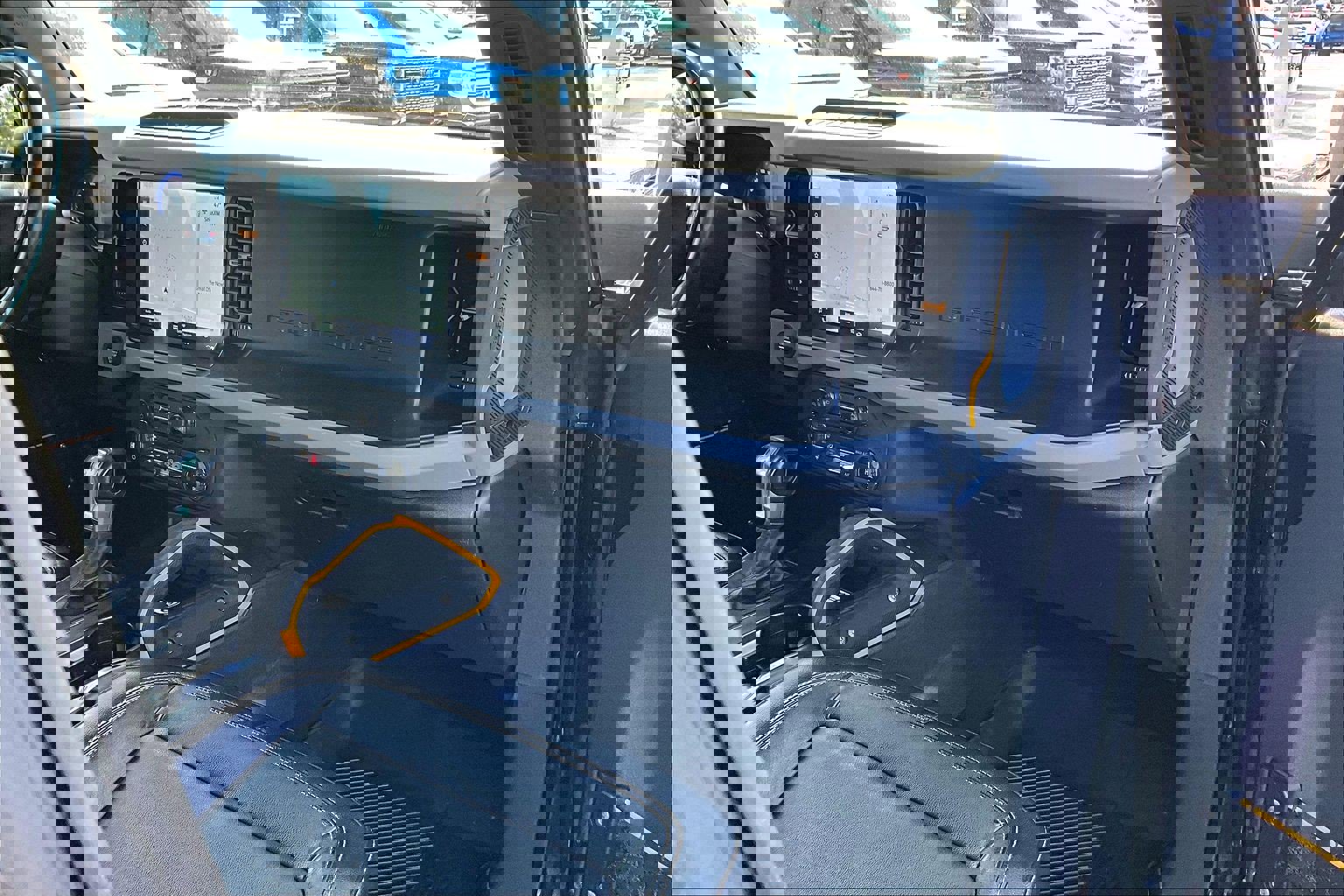 Used 2021 Ford Bronco Badlands image 17