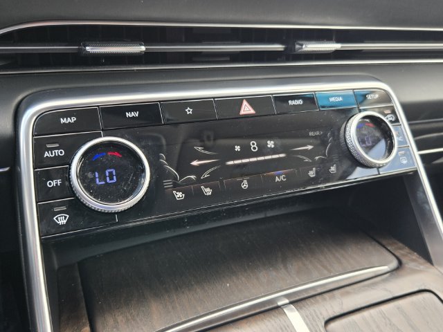 Used 2024 Genesis GV80 3.5T AWD/4WD image 18