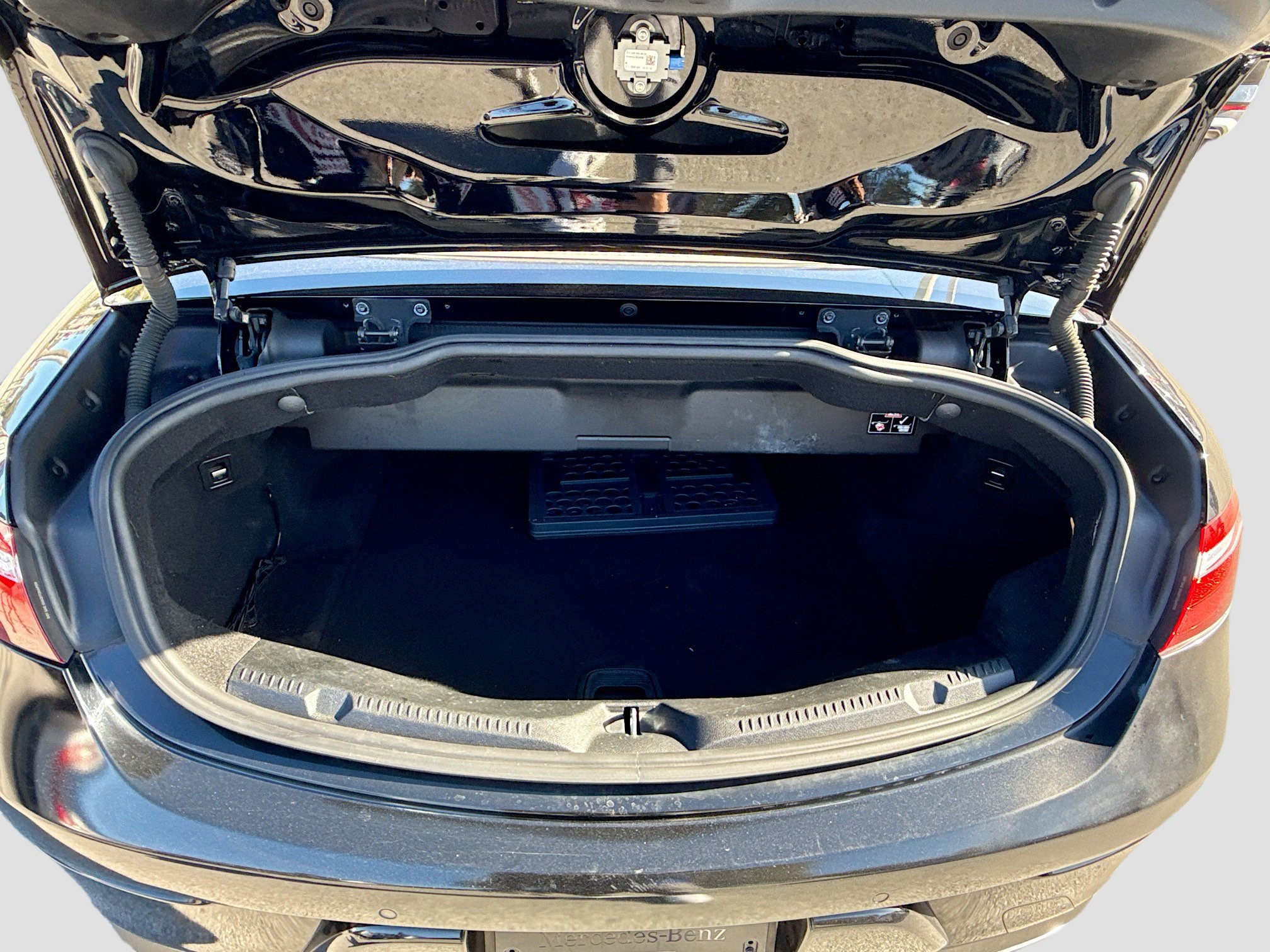 Used 2019 Mercedes-Benz E 450 Cabriolet image 26