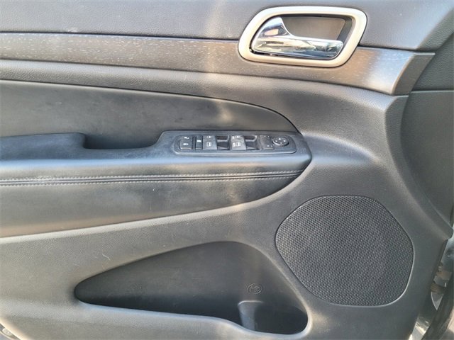 Used 2016 Jeep Grand Cherokee Laredo w/ Quick Order Package 23E image 22