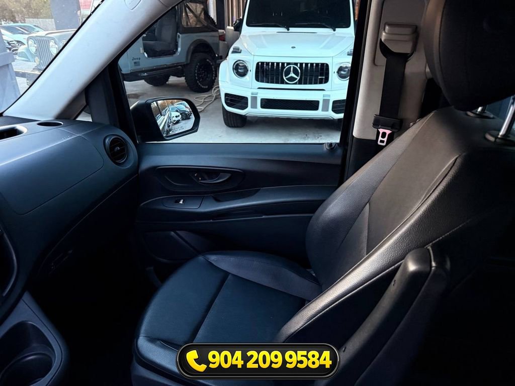 Used 2018 Mercedes-Benz Metris Passenger image 23