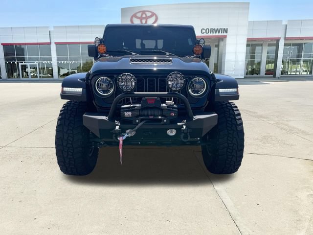 Used 2025 Jeep Gladiator Mojave w/ Convenience Group AWD/4WD image 8