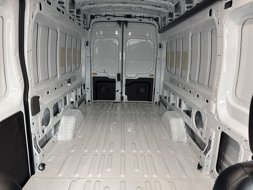 Used 2025 Ford Transit 250 148 High Roof Extended AWD image 20