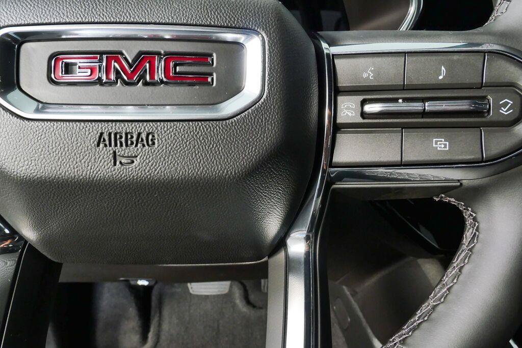 New 2026 GMC Canyon Elevation w/ Convenience Package RWD image 17