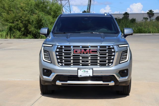 New 2026 GMC Yukon XL Denali w/ Denali Reserve Package video 2