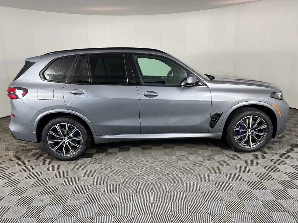 New 2026 BMW X5 xDrive40i image 2