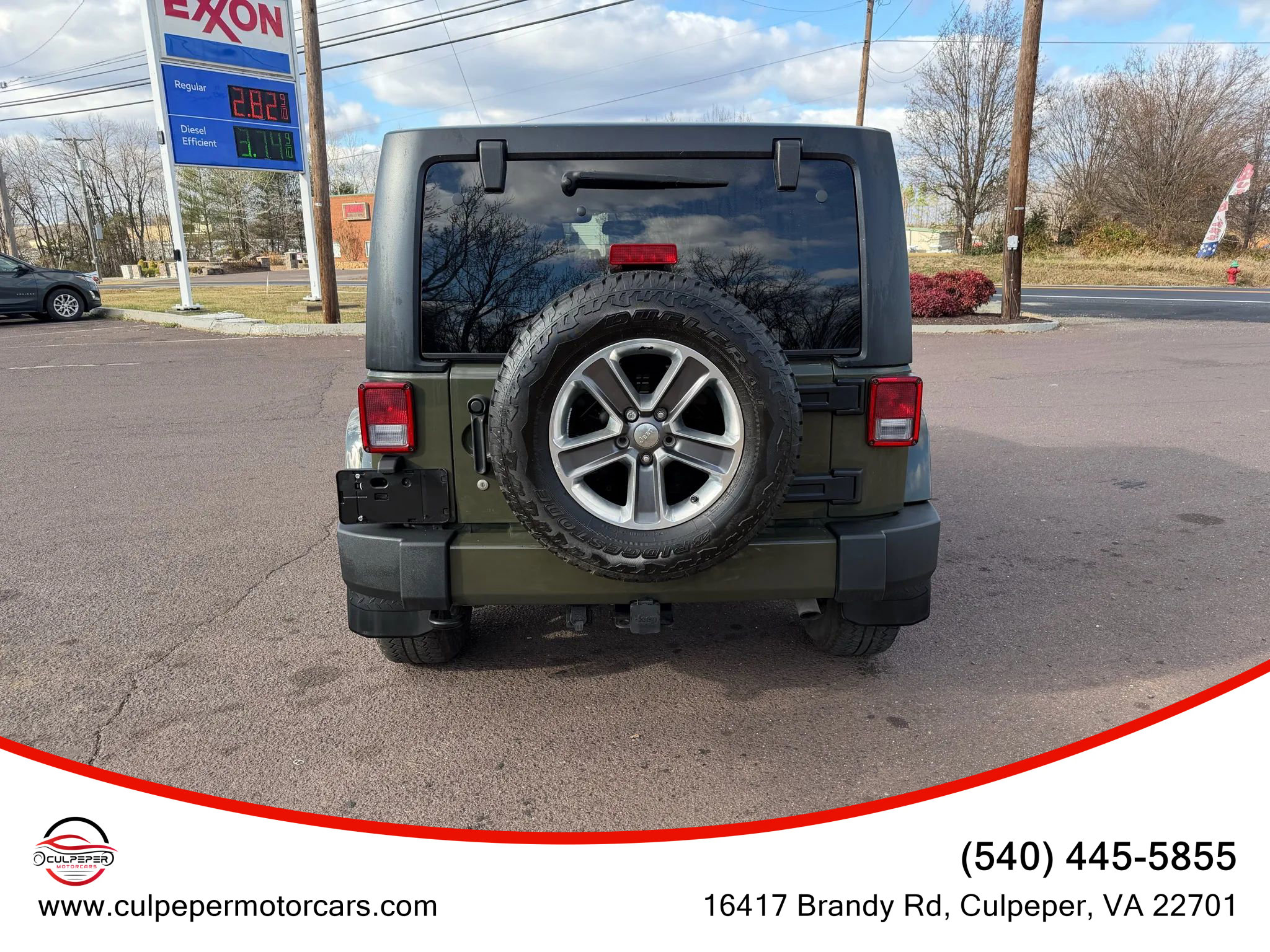 Used 2016 Jeep Wrangler Unlimited Sahara w/ Dual Top Group image 4