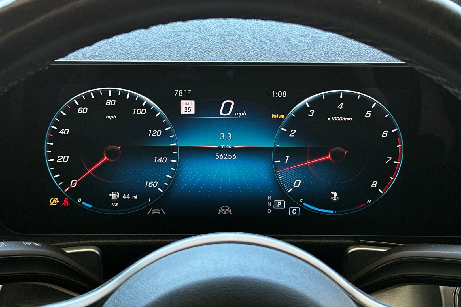 Used 2022 Mercedes-Benz GLB 250 4MATIC image 24