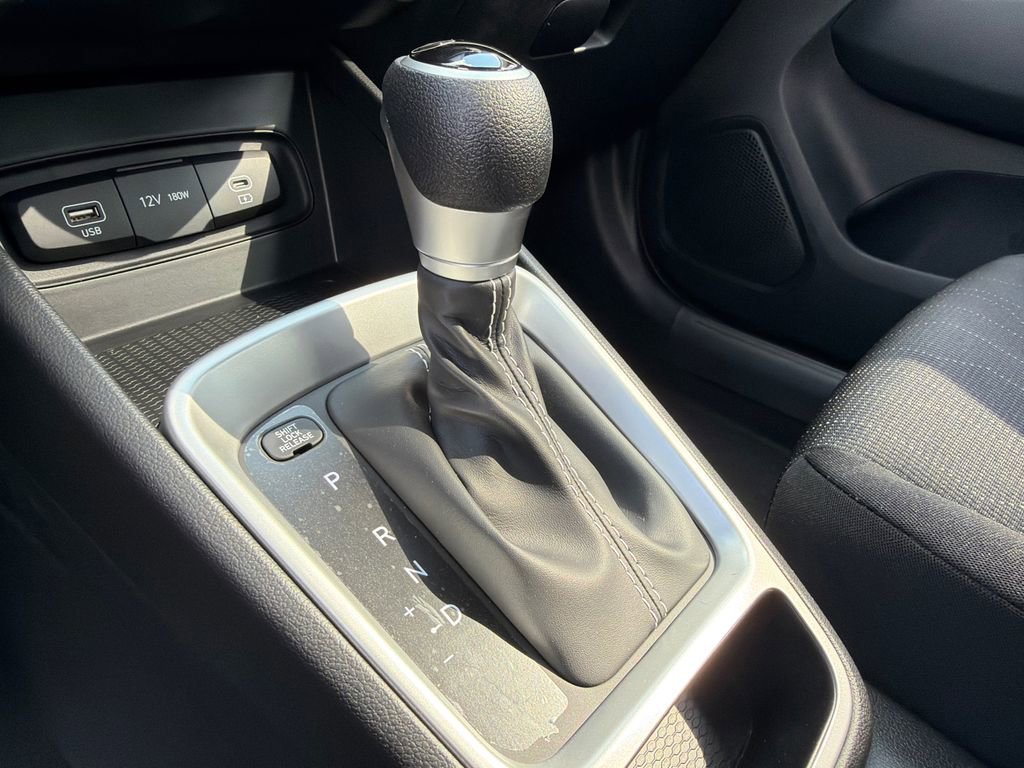 New 2026 Hyundai Venue SE image 30