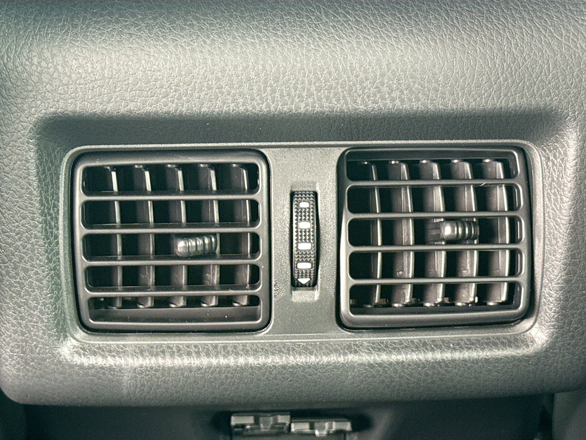 Used 2025 Toyota Camry SE image 20